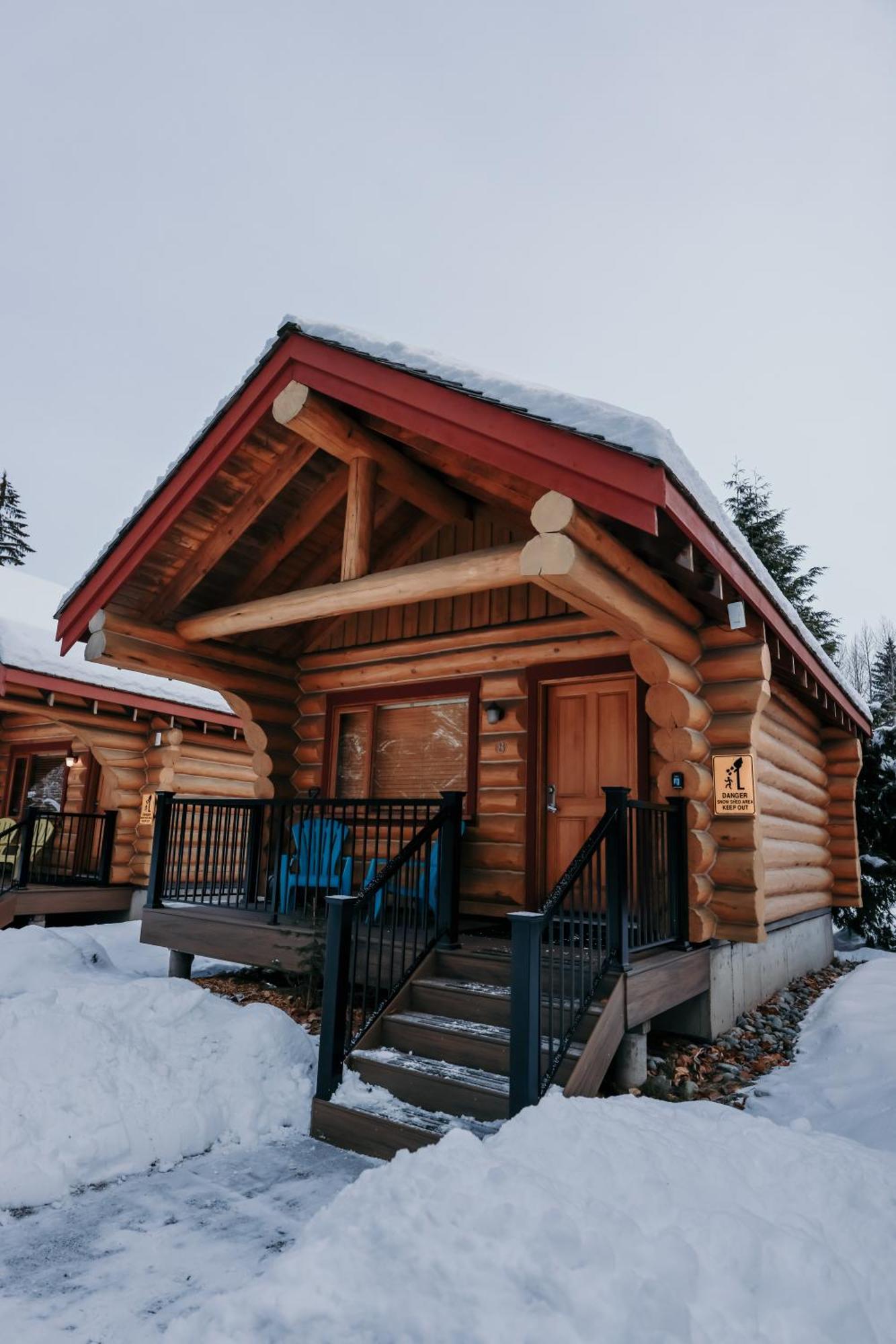 Riverside Resort Whistler Buitenkant foto