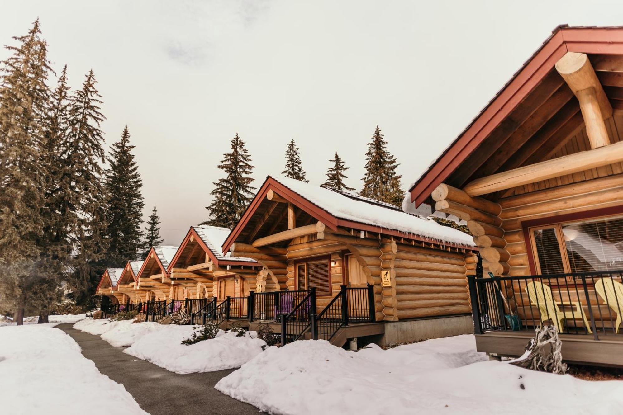 Riverside Resort Whistler Buitenkant foto
