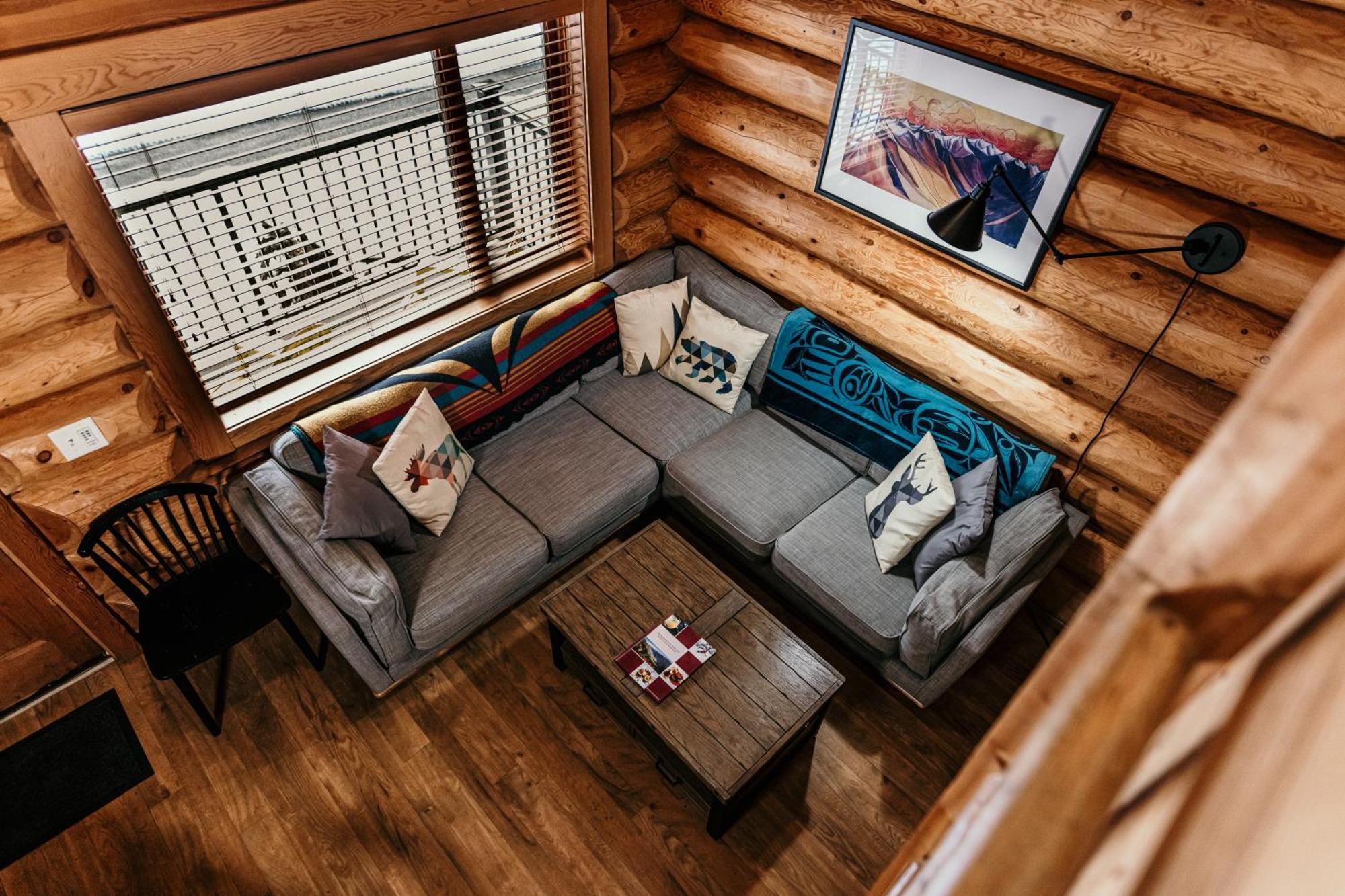 Riverside Resort Whistler Buitenkant foto
